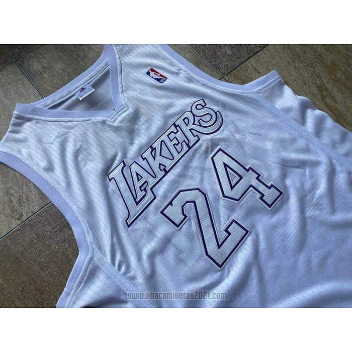 Camiseta Los Angeles Lakers Kobe Bryant #24 Christmas Day Blanco